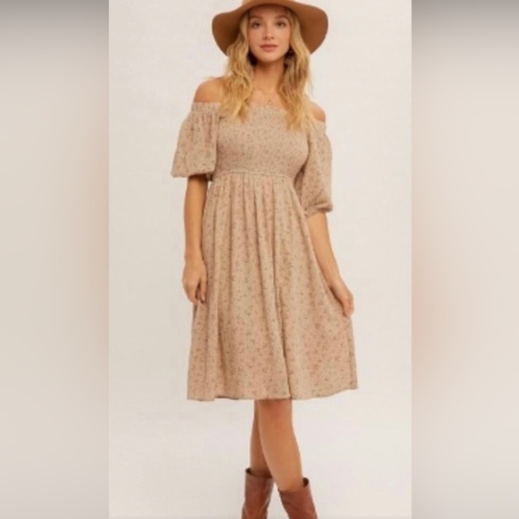 Haven Dress - Picture 1 of 4